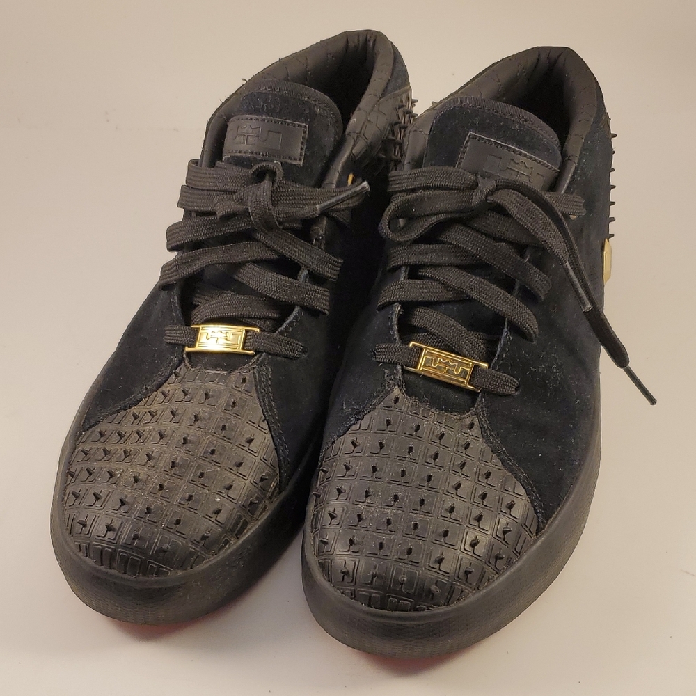 Nike Black LeBron 13 Lifestyle Sneaker Size 9